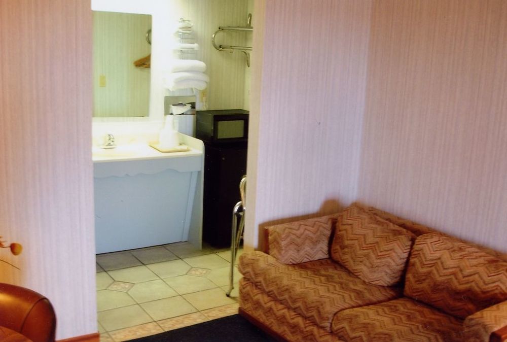 Hillcrest Inn & Suites Ozona Quarto foto